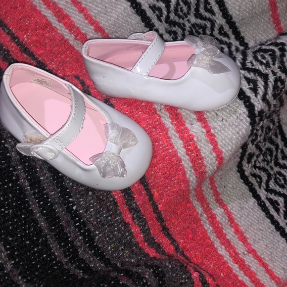 Infant shoe - Picture 2 of 2